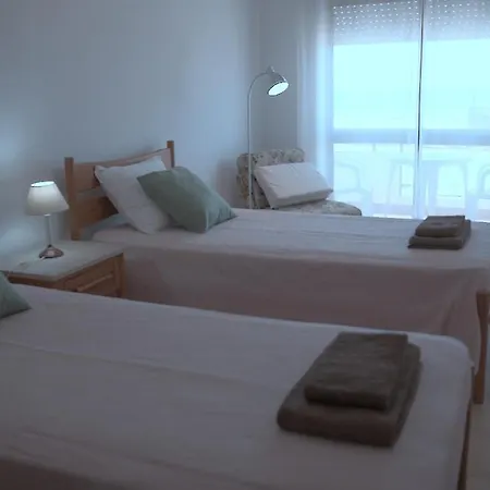 Flat Ocean View T2 * Monte Gordo