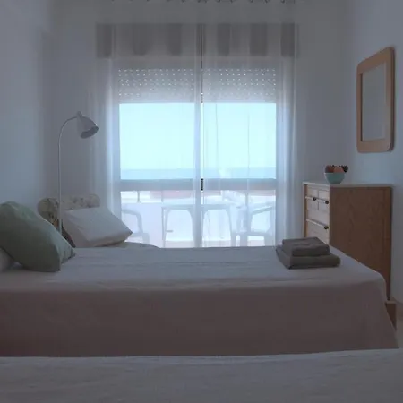 Flat Ocean View T2 מונטה גורדו