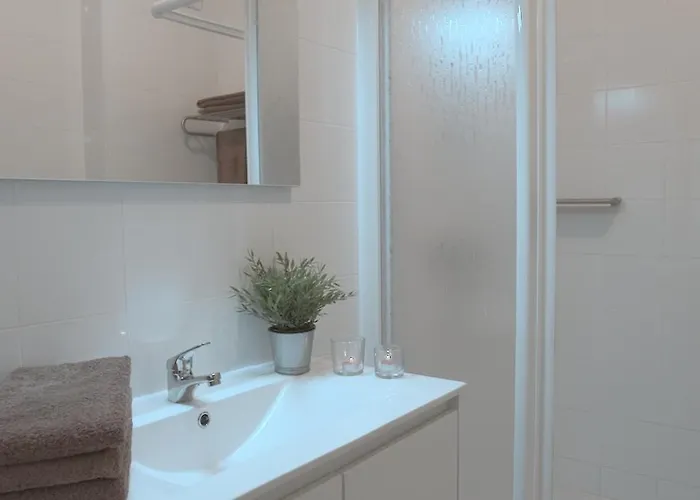 Flat Ocean View T2 *